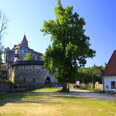 In By Ovec Near Harusak