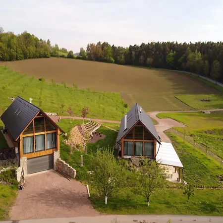 In By Ovec Near Harusak فيلة Ujcov