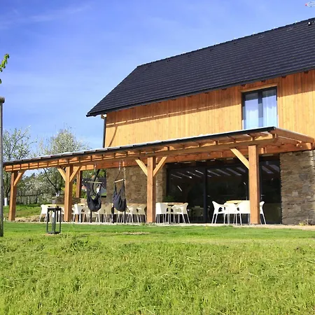 In By Ovec Near Harusak Ujcov