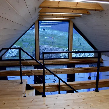 In By Ovec Near Harusak Ujcov