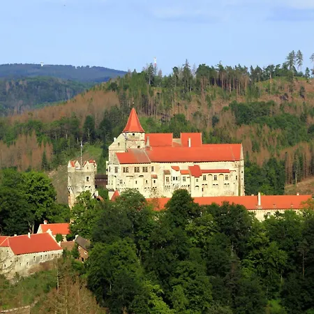 In Bysovec Near Harusak * Ujcov