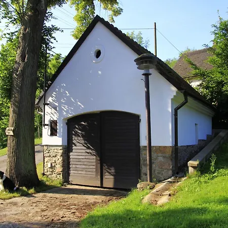 וילה In Bysovec Near Harusak